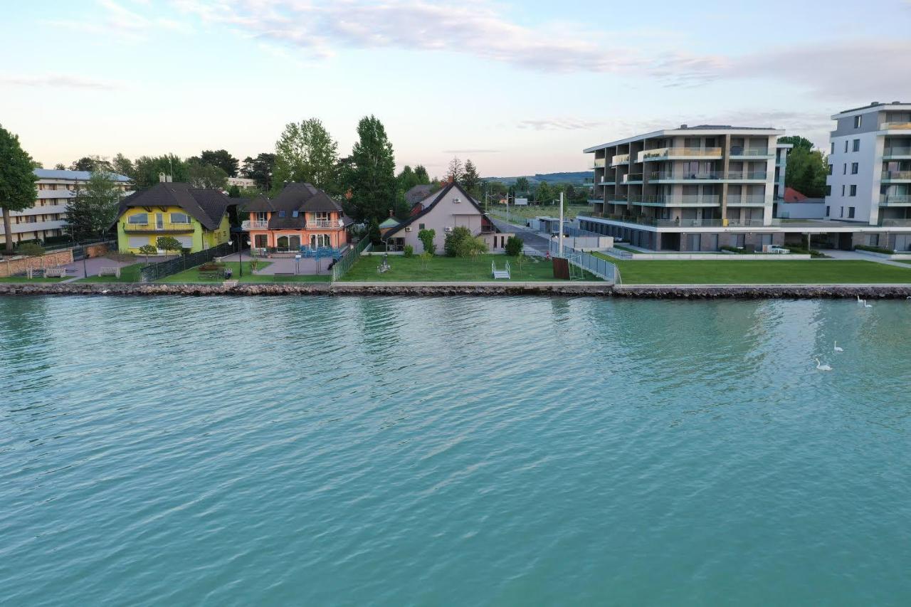 Hullam Apartman Balatonlelle Extérieur photo