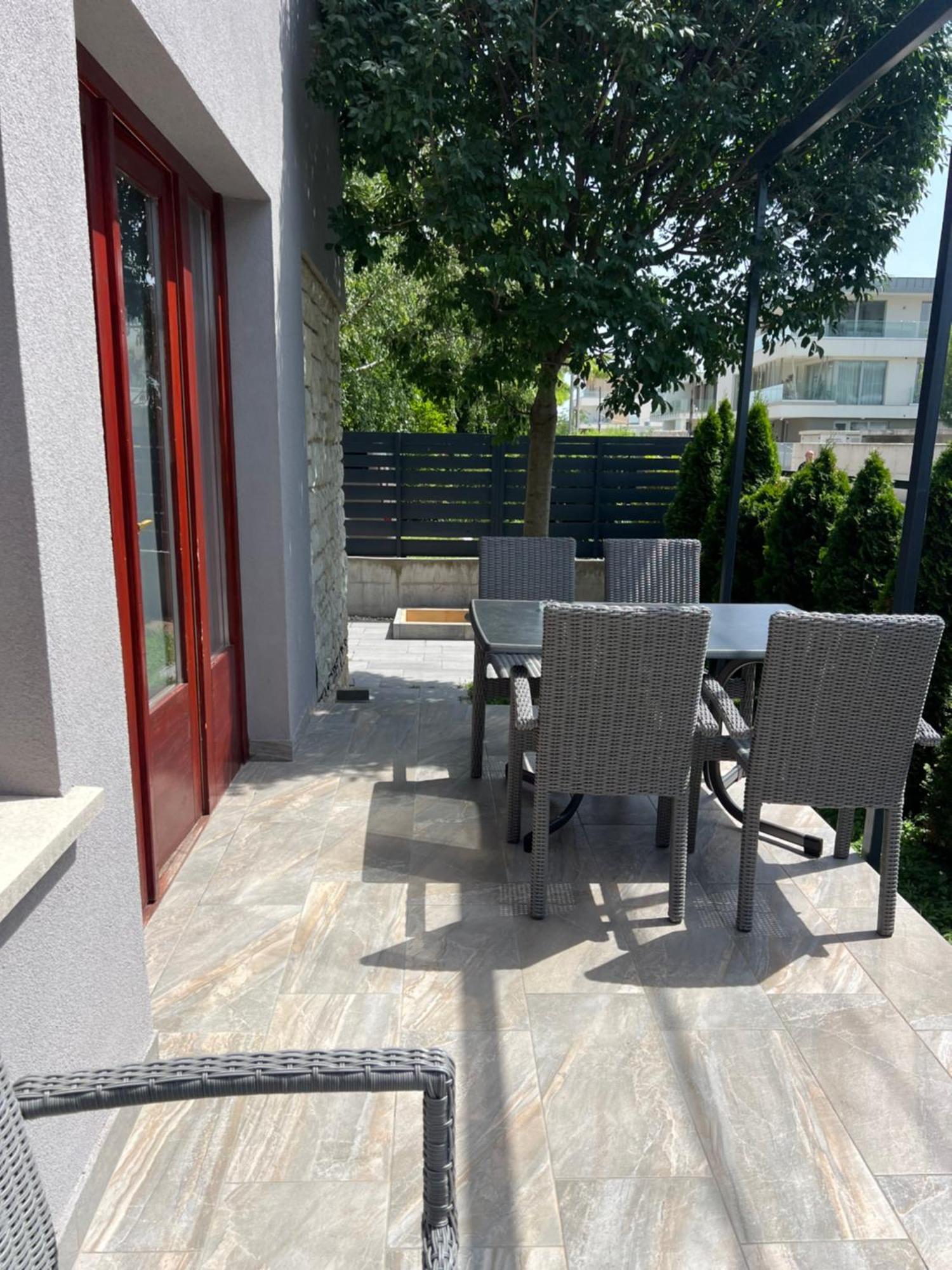 Hullam Apartman Balatonlelle Extérieur photo